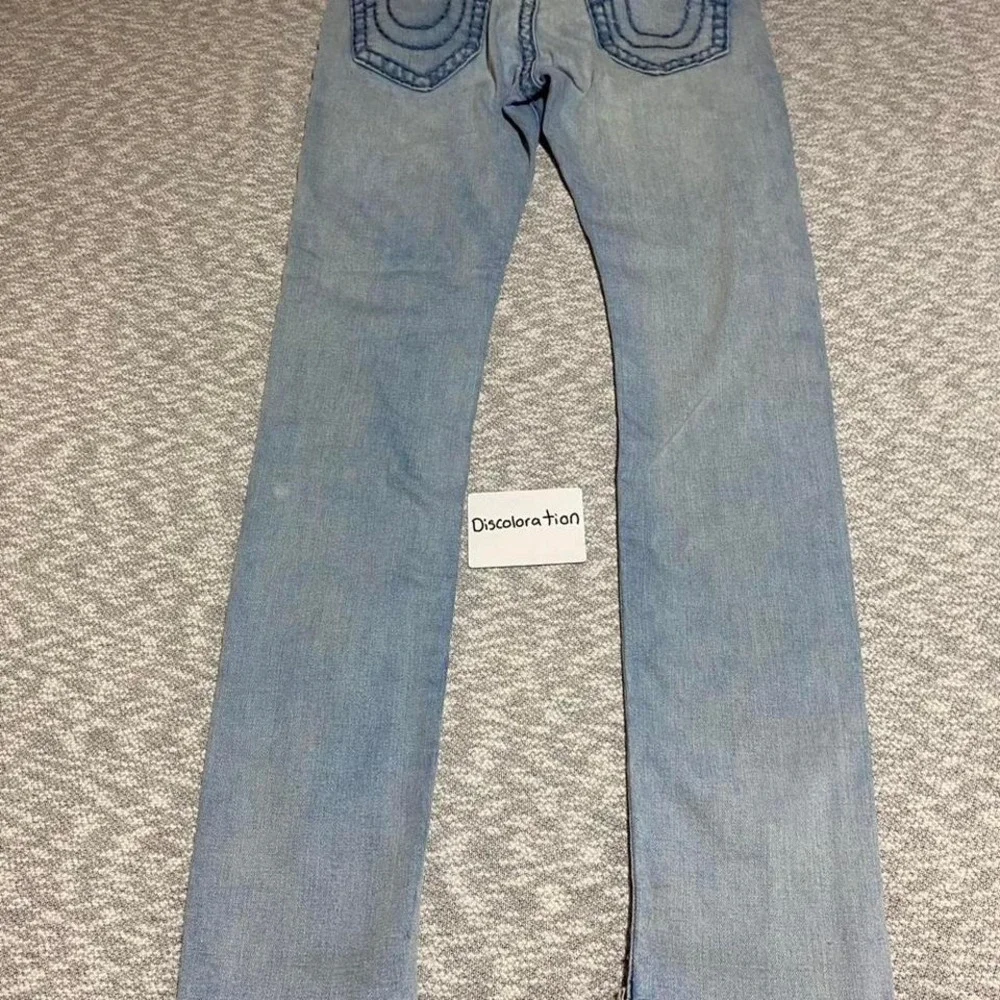 True Religion blue denim jeans Racco relaxed skinny raw hem Size 30. SKU-A412